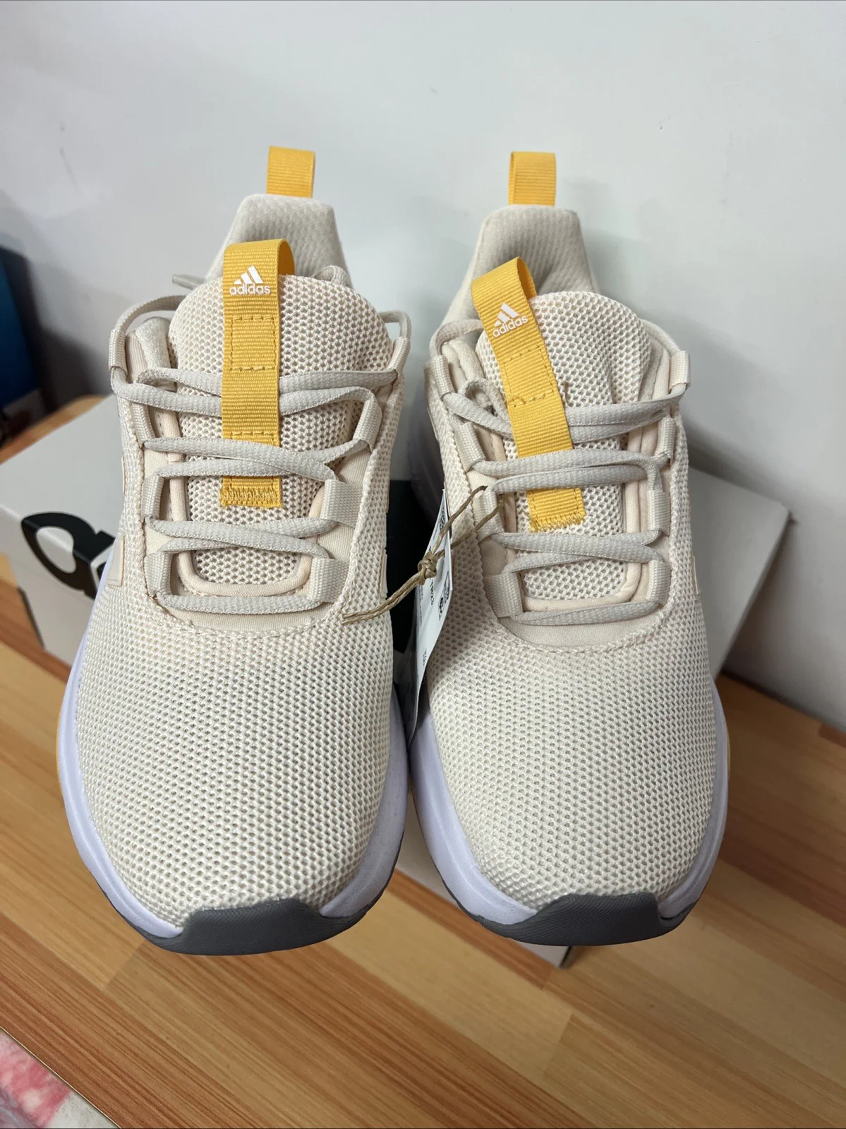 Adidas Racer TR23 Womens Mesh Athletic Shoes Sneakers, Cream Yellow Mint Size 5 - Image 3