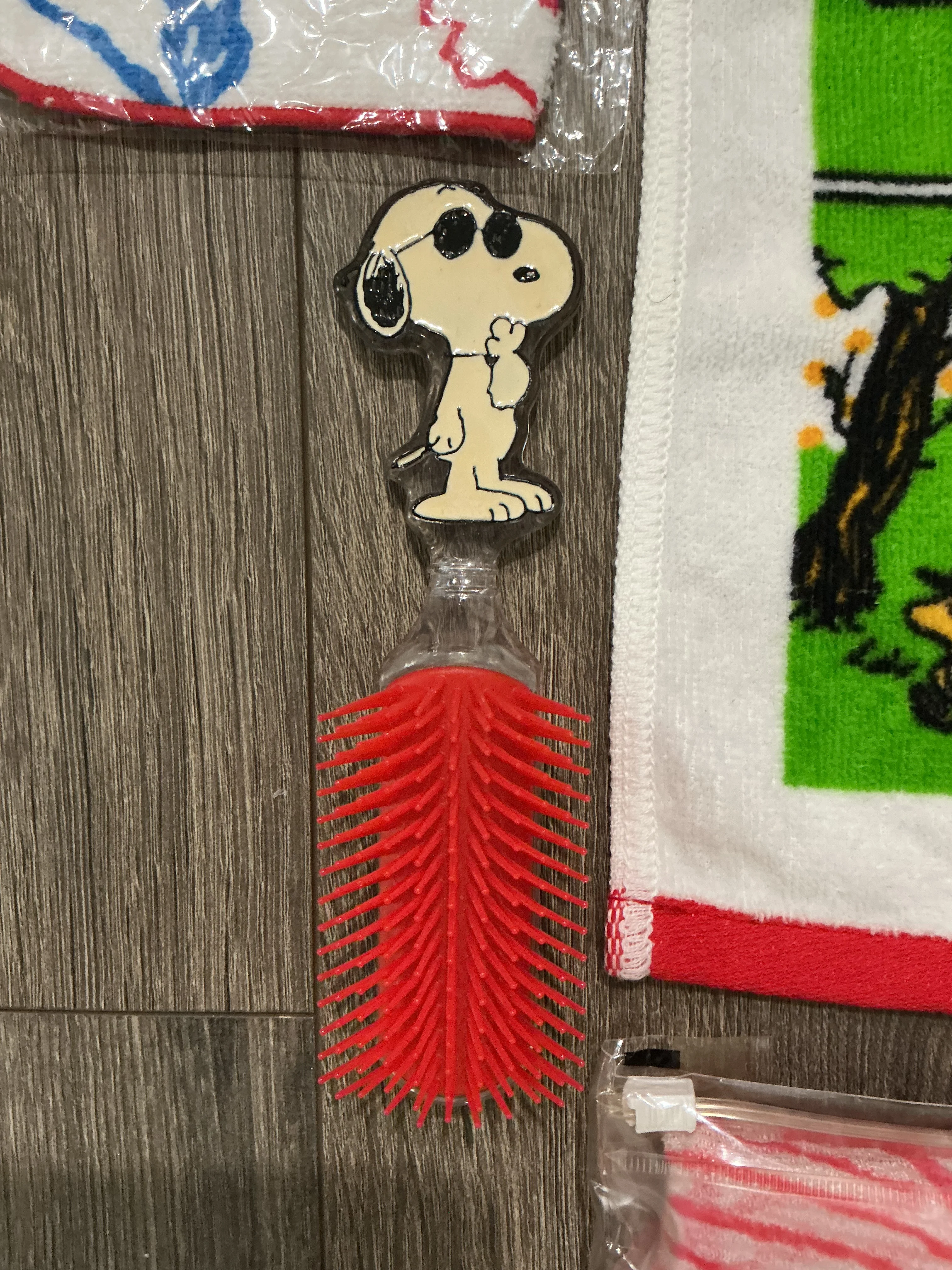 vintage Snoopy bath and grooming, bundle brush wash cloth towel, scrub￼ - Image 4