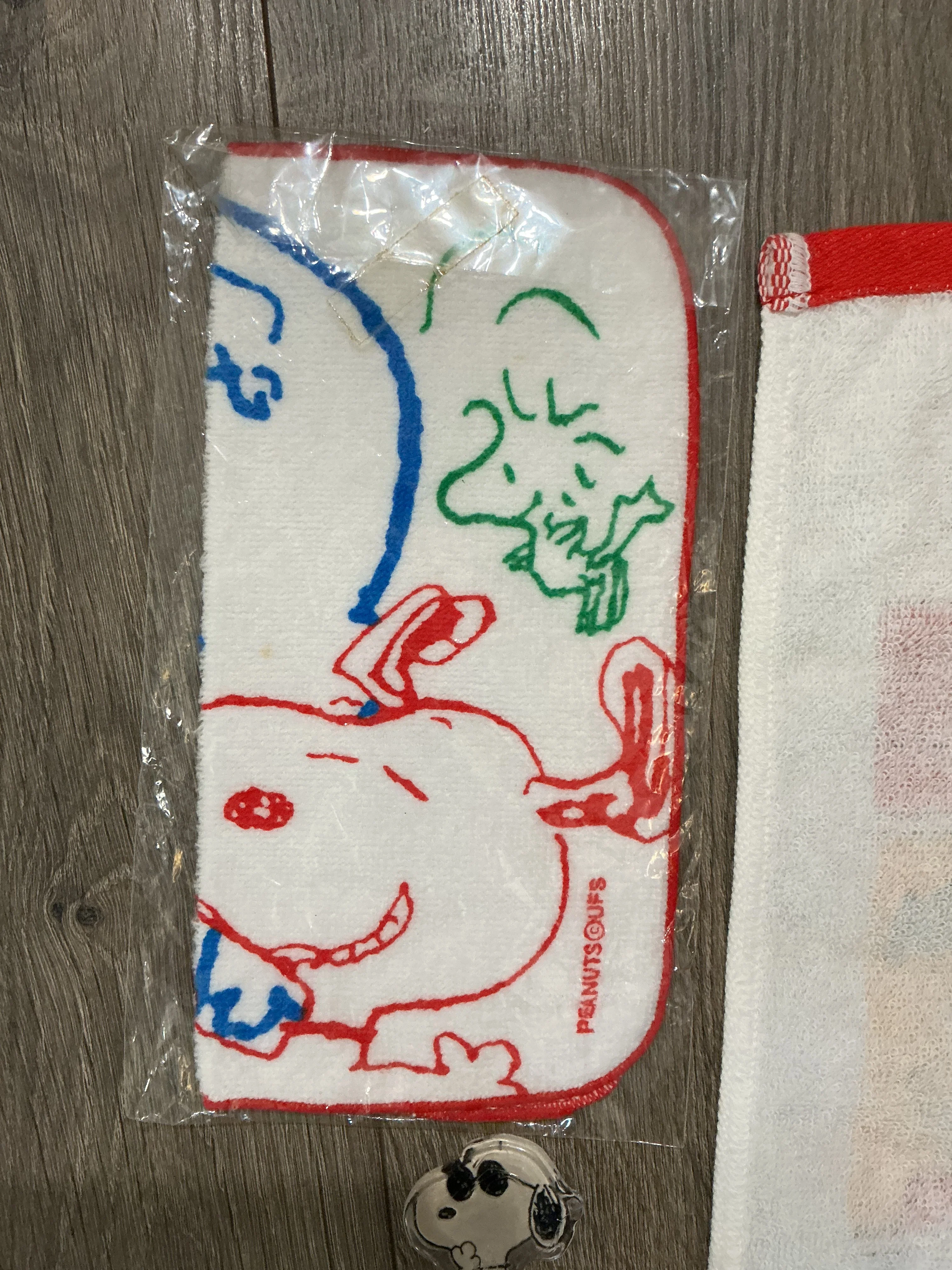 vintage Snoopy bath and grooming, bundle brush wash cloth towel, scrub￼ - Image 7